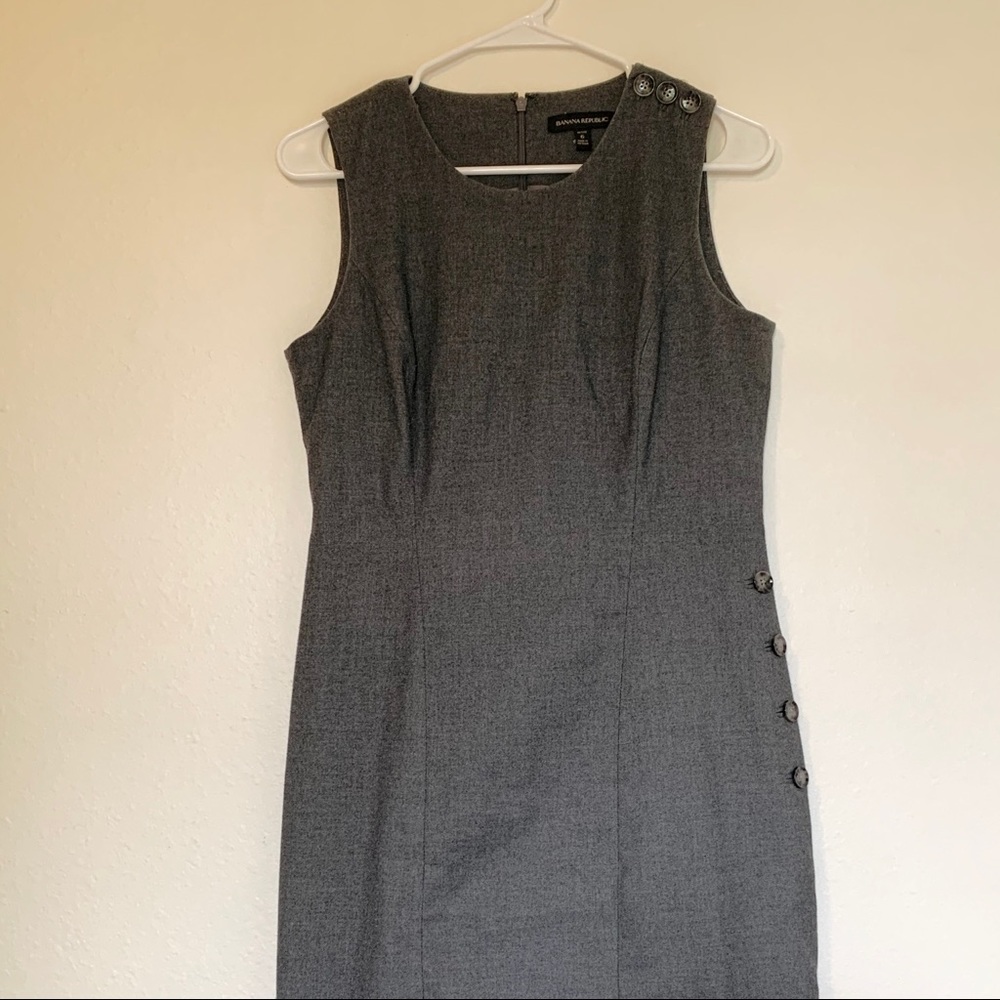 BANANA REPUBLIC Gray Sheath Work Dress